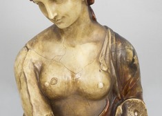 Popiersie kobiety w rzeźbie