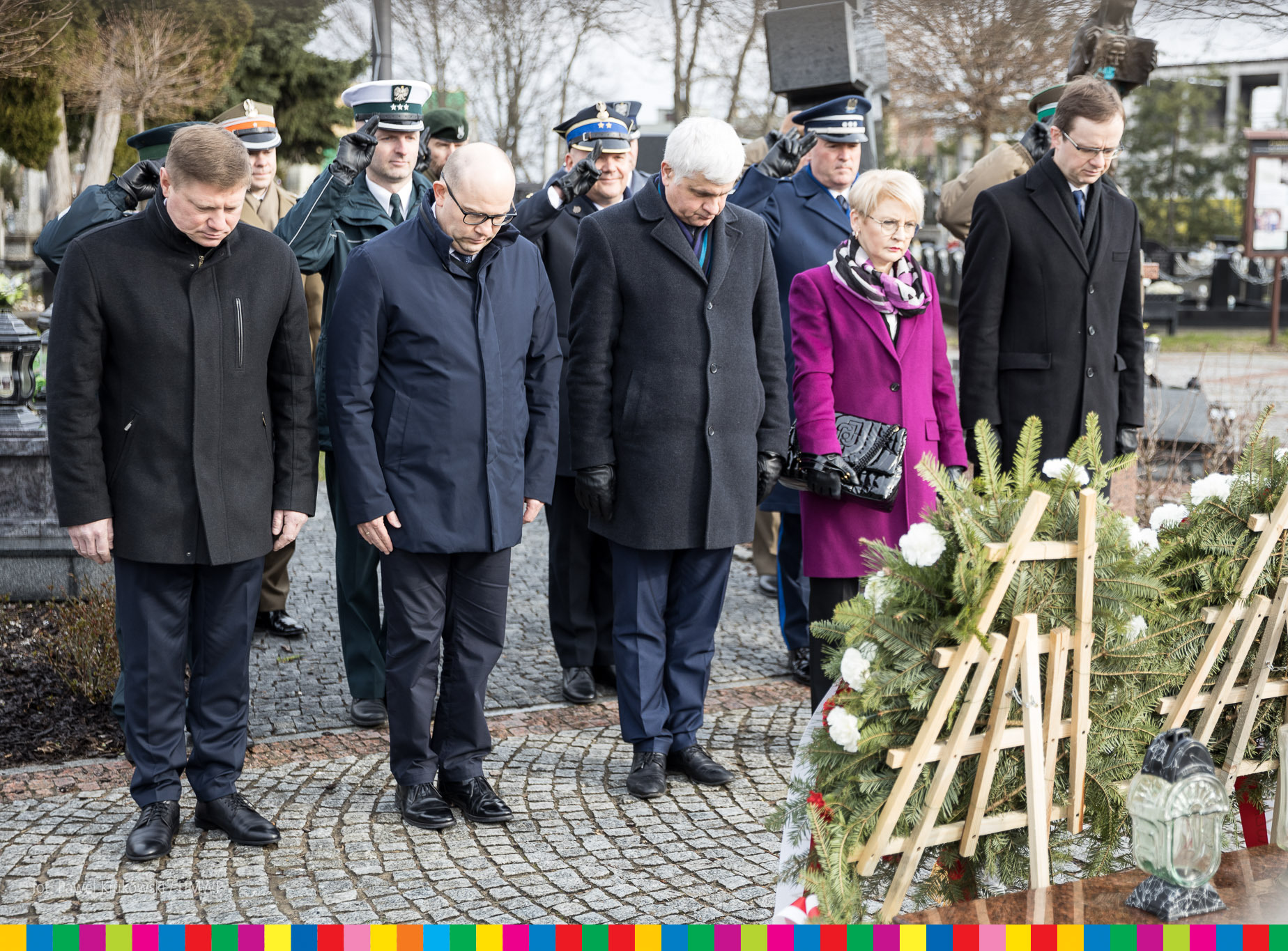 Zarząd województwa uczcił pamięć ofiar katastrofy smoleńskiej