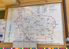 Mapa gminy Puńsk z podpisami w dwóch językach