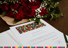 Kwiaty i listy gratulacyjne