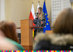 Izabela Smaczna-Jórczykowska przemawia do młodzieży