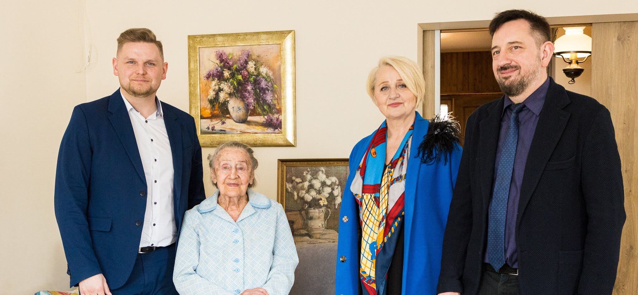 Członek zarządu Burnos, dyrektor Jabłoński, burmistrz Dobrowolski oraz Irena Molska