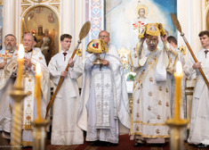 Duchowni prawosławni w trakcie modlitwy