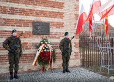 [26.11.2024] Złożenie wieńca z okazji 105. rocznicy urodzin Ryszarda Kaczorowskiego-15.jpg