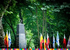 pomnik podczas 79. Rocznicy Powstania w Getcie Białostockim